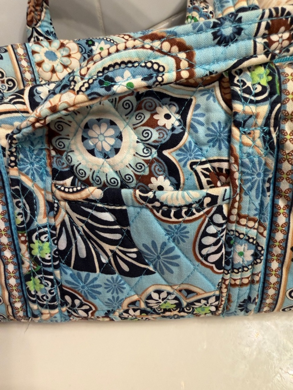 Vera Bradley Blue Paisley Floral Quilted Small Duffle Shoulder Bag - Picture 5 of 5